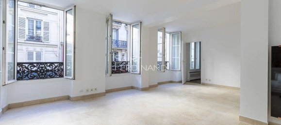 Квартира с 3 спальнями в Париж, Франция № 334980 7