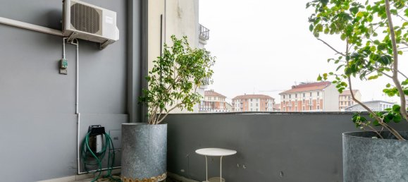 4 bedrooms Duplex in Milan, Italy No. 364243 9
