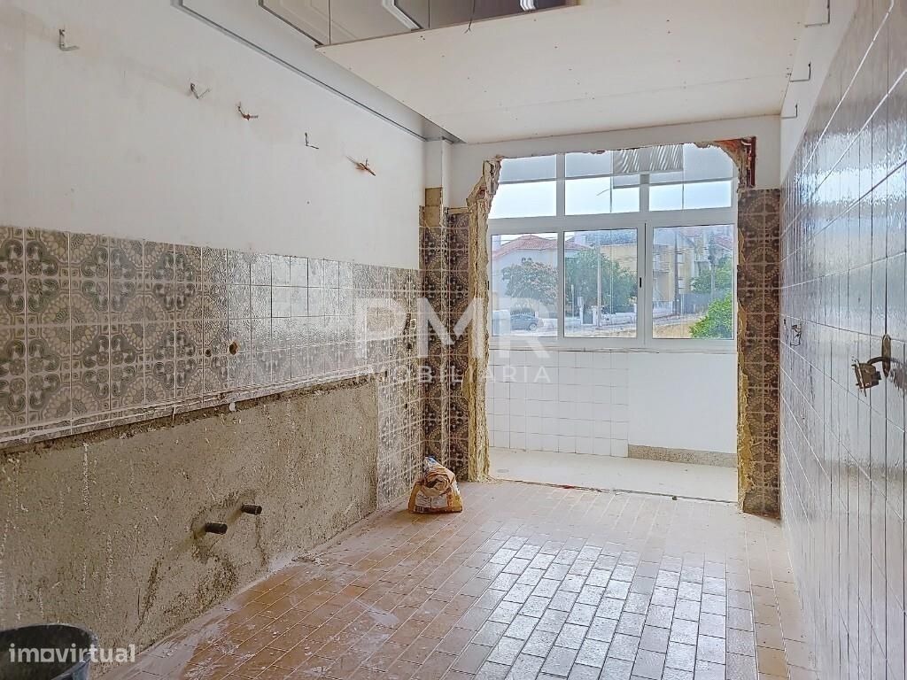 Apartamento de 2 dormitorios en Loures, Portugal No. 238177