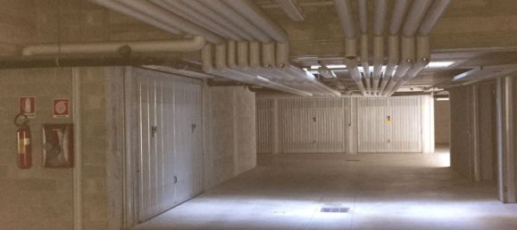 Гараж 26м² в Милан, Италия № 247895 11