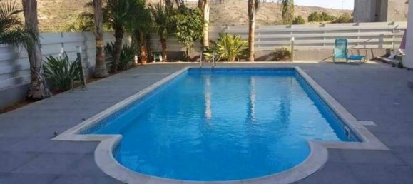 5 bedrooms Villa in Limassol, Cyprus No. 1924 10