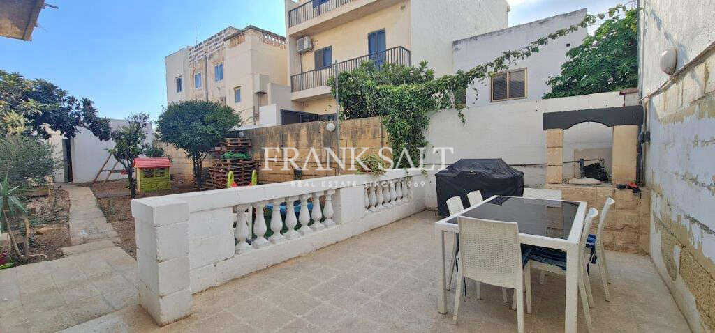 Maisonette de 4 dormitorios en Santa Venera, Malta No. 2189