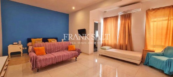 Maisonette de 4 dormitorios en Santa Venera, Malta No. 2189 5