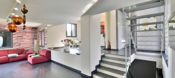 2 غرف نوم فيلا في Albese con Cassano, Italy رقم 157276 22