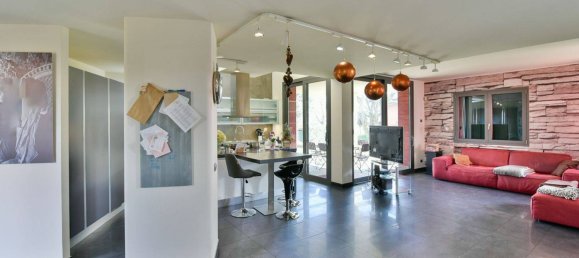 2 غرف نوم فيلا في Albese con Cassano, Italy رقم 157276 23