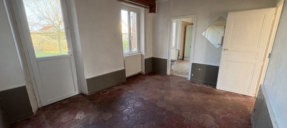 Casa de 4 dormitorios en Sours, France No. 331059 2