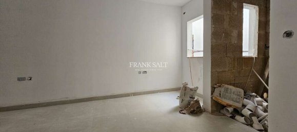 Apartamento T3 em Mgarr, Malta N.º 377 4