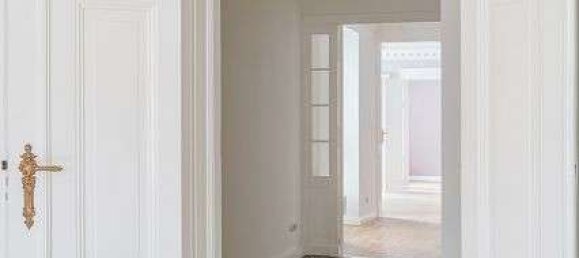 Квартира с 2 спальнями в Кройцберг, Германия № 34255 19