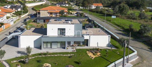 4 bedrooms House in Penafiel, Portugal No. 119187 11