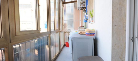 3 bedrooms Apartment in Prato, Italy No. 272077 9