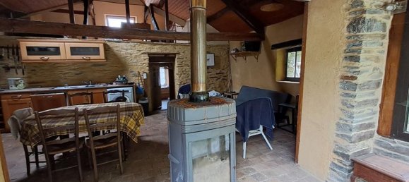 2 bedrooms House in Rochefort-en-Terre, France No. 280982 2