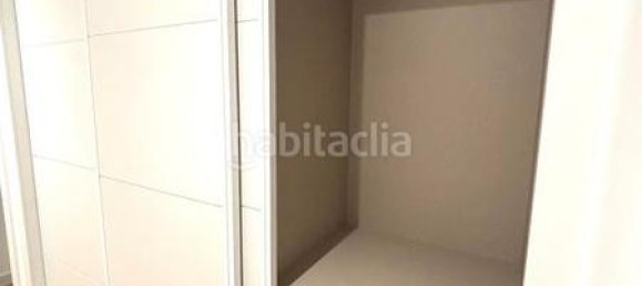 Apartamento de 6 dormitorios en Madrid, Spain No. 124646 2