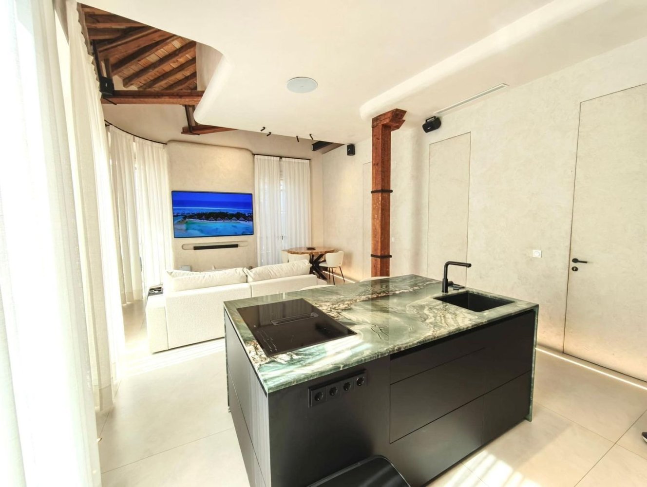 4 bedrooms Apartment in Malaga, Spain No. 259687