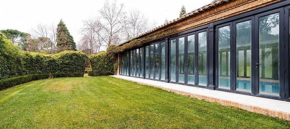 8 bedrooms Villa in Alcobendas, Spain No. 173986 4