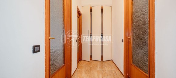 2 rooms Apartment in Voghera, Italy No. 5535 12