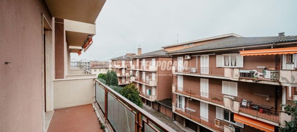 2 rooms Apartment in Voghera, Italy No. 5535 9