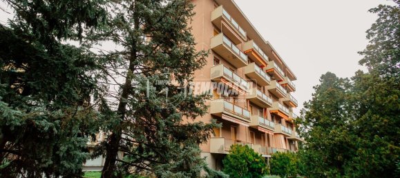 2 rooms Apartment in Voghera, Italy No. 5535 2