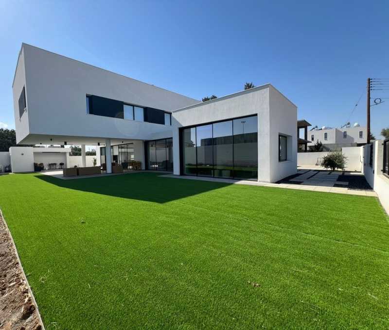 Дом с 5 спальнями в Като Дефтера, Кипр № 15372