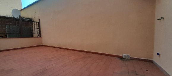 3 rooms Apartment in Florence, Italy No. 10797 5