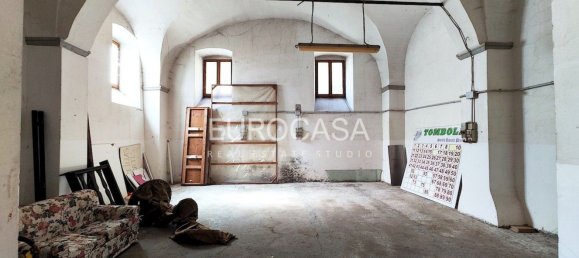 Gebäude in Città di Castello, Italy 1300m², Nr. 286332 11