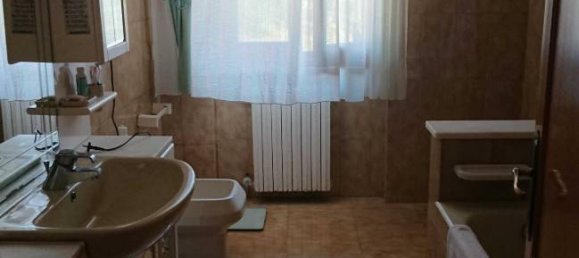 4 Schlafzimmer Wohnung in Colonnella, Italy, Nr. 98371 8