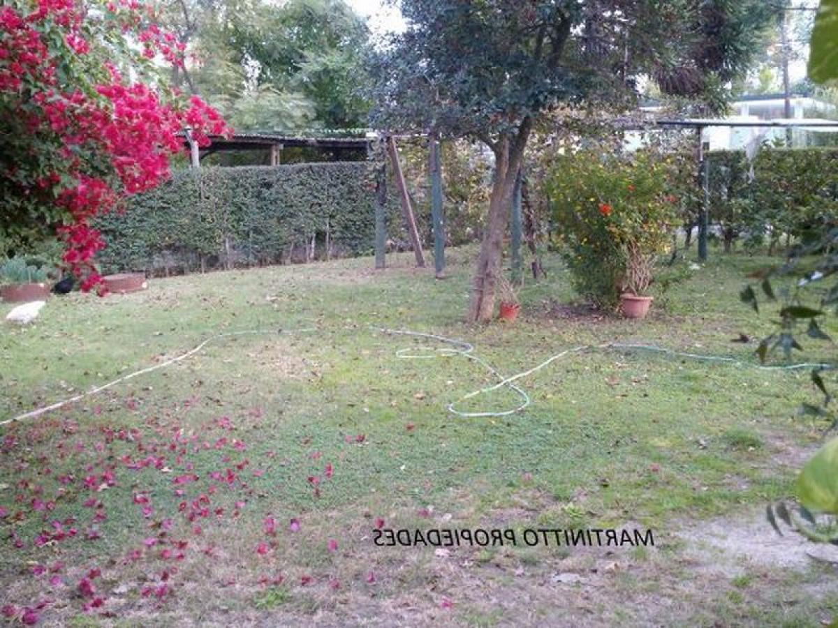  قطعة أرض في Berazategui, Argentina رقم 113041