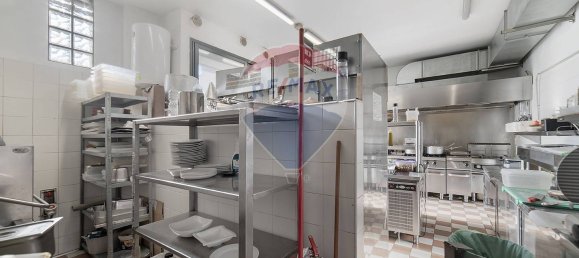 Gewerbliche Immobilie in Lissone, Italy 175m², Nr. 313131 12