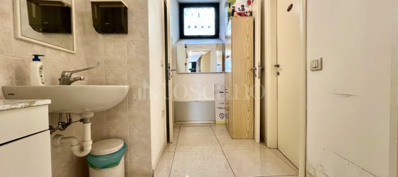 Bureau à Lonato del Garda, Italy 130m² No. 365385 17