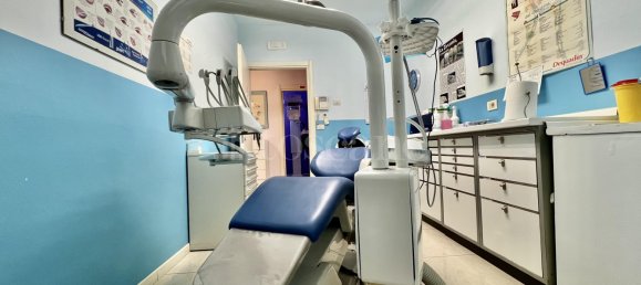 Bureau à Lonato del Garda, Italy 130m² No. 365385 12