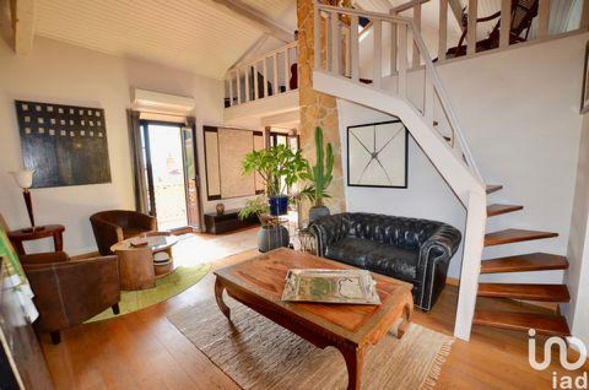 Apartamento com 3 quartos em condomínio em Hyeres, France N.º 8489