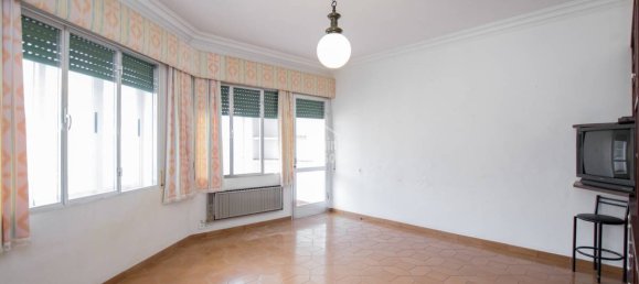 4 Schlafzimmer Wohnung in Mahon, Spain, Nr. 201 5