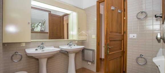 4 Schlafzimmer Wohnung in Mahon, Spain, Nr. 201 16