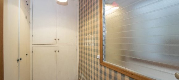 4 Schlafzimmer Wohnung in Mahon, Spain, Nr. 201 37