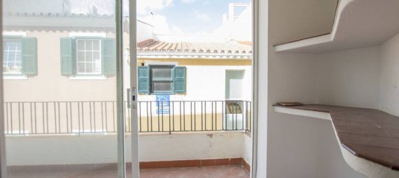 4 Schlafzimmer Wohnung in Mahon, Spain, Nr. 201 3