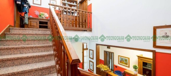4 bedrooms Villa in Castelfranco Emilia, Italy No. 209044 12