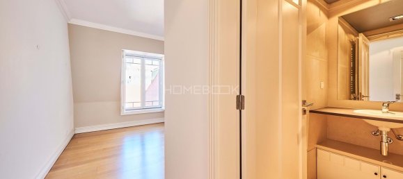 2 bedrooms Apartment in Lisbon, Portugal No. 123535 16