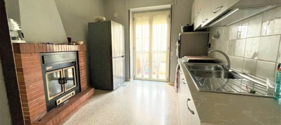 3 rooms Apartment in Pannarano, Italy No. 93404 11