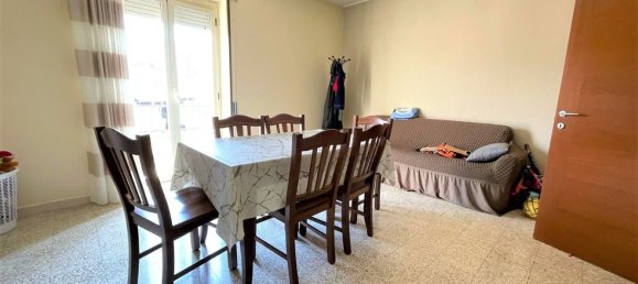 3 rooms Apartment in Pannarano, Italy No. 93404 8