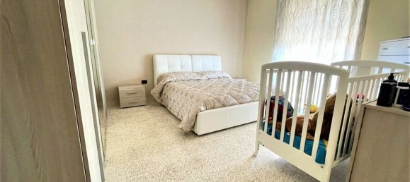 3 rooms Apartment in Pannarano, Italy No. 93404 18