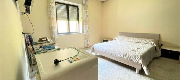 3 rooms Apartment in Pannarano, Italy No. 93404 24