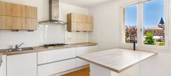 4 bedrooms House in Champniers-et-Reilhac, France No. 340152 6