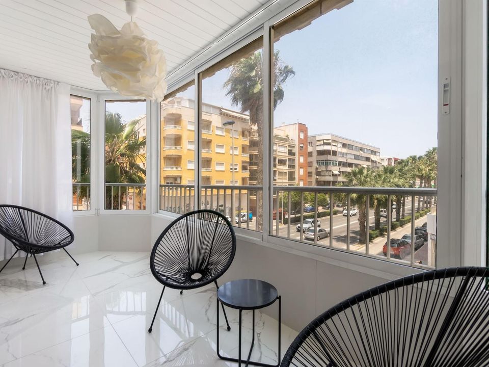 Квартира с 3 спальнями в Торревьеха, Испания № 177296