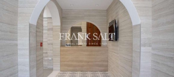 120m² Office in Floriana, Malta No. 13001 4