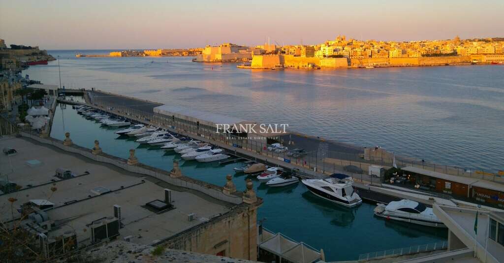 120m² Office in Floriana, Malta No. 13001