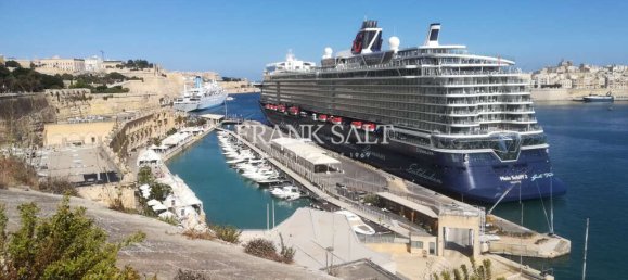 120m² Office in Floriana, Malta No. 13001 2