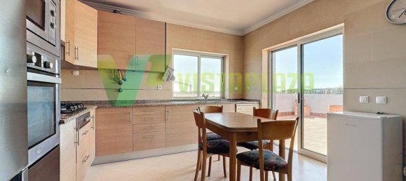 Dúplex de 4 dormitorios en Portimao, Portugal No. 139154 27