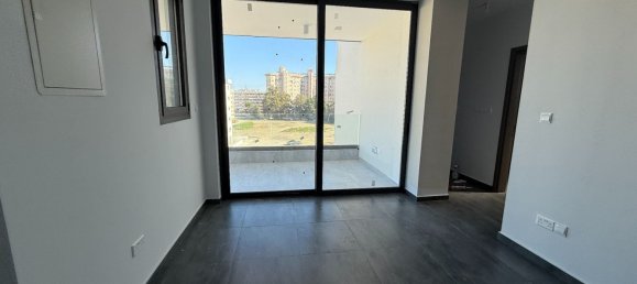 2 Schlafzimmer Wohnung in Larnaca, Cyprus, Nr. 5174 11