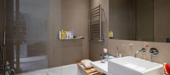 Квартира с 4 спальнями в Лиссабон, Португалия № 105842 16