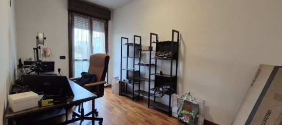 Квартира с 3 спальнями в Сан Мартино ин Рио, Италия № 321114 15