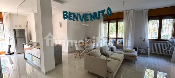 2 Schlafzimmer Wohnung in Parma, Italy, Nr. 349734 5